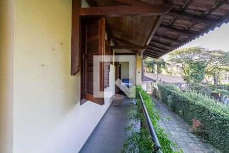 Casa à venda com 640m², 4 quartos e 6 vagasVaranda da semi suíte e das suítes 1 e 2