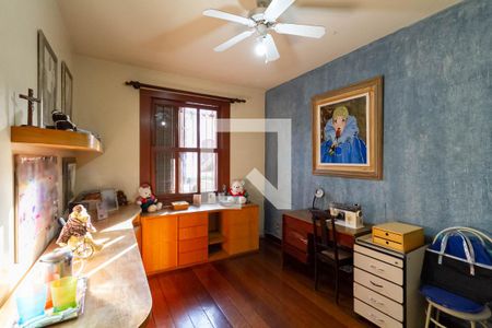 Casa à venda com 640m², 4 quartos e 6 vagasQuarto 