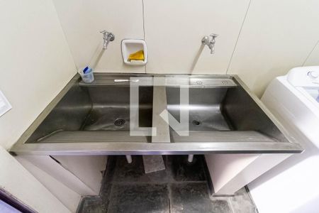 Casa à venda com 640m², 4 quartos e 6 vagasÁrea de serviço