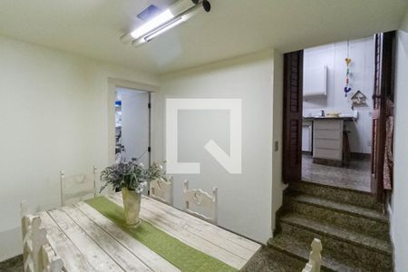 Casa à venda com 640m², 4 quartos e 6 vagasCopa