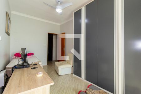 Casa à venda com 500m², 4 quartos e 2 vagas Casa à venda com 500m², 4 quartos e 2 vagasSuíte 2