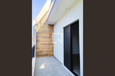 Casa à venda com 195m², 3 quartos e 4 vagas Casa à venda com 195m², 3 quartos e 4 vagasVaranda da Suite 2