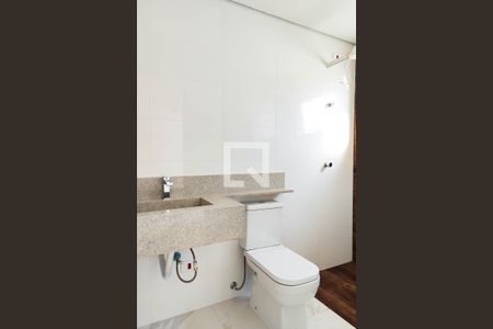 Casa à venda com 195m², 3 quartos e 4 vagas Casa à venda com 195m², 3 quartos e 4 vagasBanheiro da Suite 1