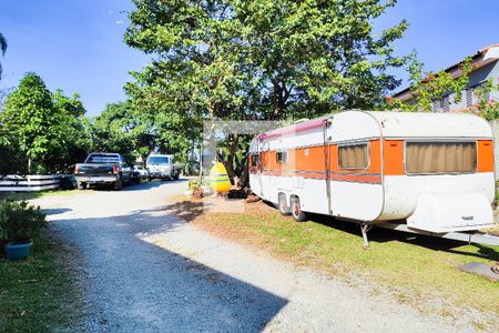 Casa à venda com 195m², 3 quartos e 4 vagas Casa à venda com 195m², 3 quartos e 4 vagasArea Comum