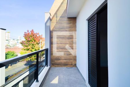 Casa à venda com 195m², 3 quartos e 4 vagas Casa à venda com 195m², 3 quartos e 4 vagasVaranda da Suite 2