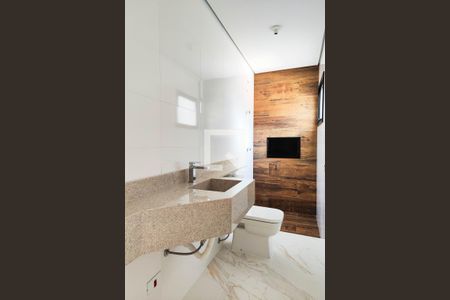 Casa à venda com 195m², 3 quartos e 4 vagas Casa à venda com 195m², 3 quartos e 4 vagasBanheiro da Suite 3