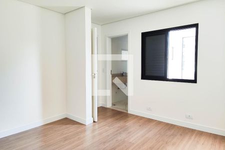 Casa à venda com 195m², 3 quartos e 4 vagas Casa à venda com 195m², 3 quartos e 4 vagasSuite 3