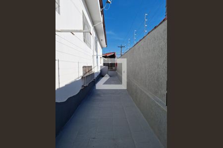 Casa à venda com 250m², 3 quartos e 2 vagas Casa à venda com 250m², 3 quartos e 2 vagasCorredor do Quintal