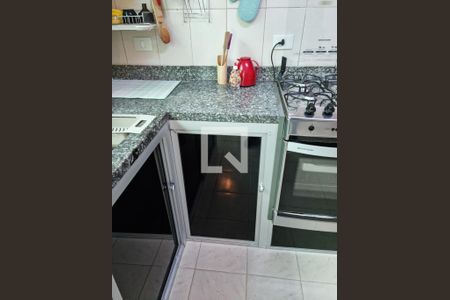 Casa à venda com 250m², 3 quartos e 2 vagas Casa à venda com 250m², 3 quartos e 2 vagasCozinha