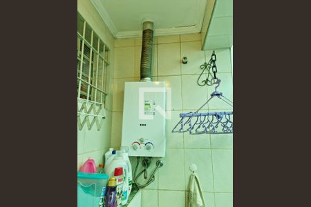 Casa à venda com 250m², 3 quartos e 2 vagas Casa à venda com 250m², 3 quartos e 2 vagasÁrea de Serviço