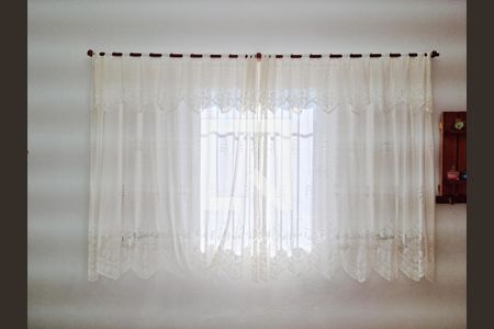 Casa à venda com 250m², 3 quartos e 2 vagas Casa à venda com 250m², 3 quartos e 2 vagasQuarto 2