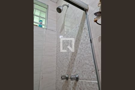 Casa à venda com 250m², 3 quartos e 2 vagas Casa à venda com 250m², 3 quartos e 2 vagasBanheiro