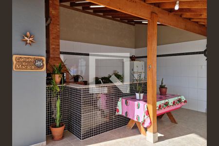 Casa à venda com 250m², 3 quartos e 2 vagas Casa à venda com 250m², 3 quartos e 2 vagasÁrea da Churrasqueira