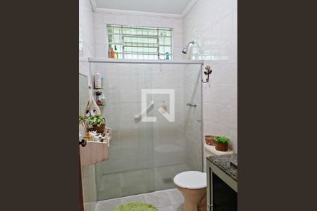 Casa à venda com 250m², 3 quartos e 2 vagas Casa à venda com 250m², 3 quartos e 2 vagasBanheiro