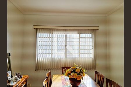 Casa à venda com 250m², 3 quartos e 2 vagas Casa à venda com 250m², 3 quartos e 2 vagasCopa