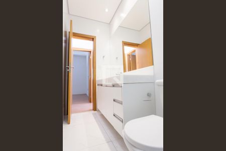 Casa de condomínio à venda com 170m², 3 quartos e 3 vagas Casa de condomínio à venda com 170m², 3 quartos e 3 vagasBanheiro da Suíte