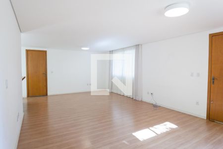 sala de casa de condomínio à venda com 3 quartos, 170m² em Ouro Velho , Nova Lima