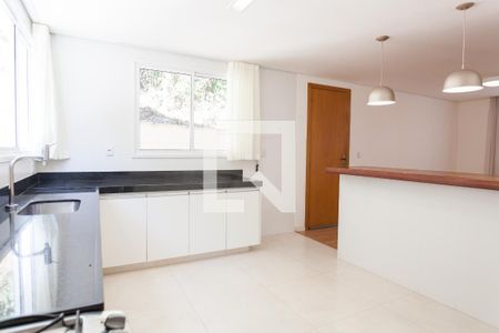 Casa de condomínio à venda com 170m², 3 quartos e 3 vagas Casa de condomínio à venda com 170m², 3 quartos e 3 vagasCozinha