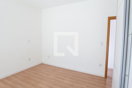 quarto 1 de casa de condomínio à venda com 3 quartos, 170m² em Ouro Velho , Nova Lima