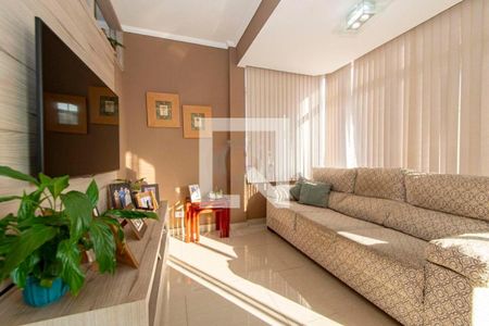 Apartamento à venda com 131m², 3 quartos e 1 vaga