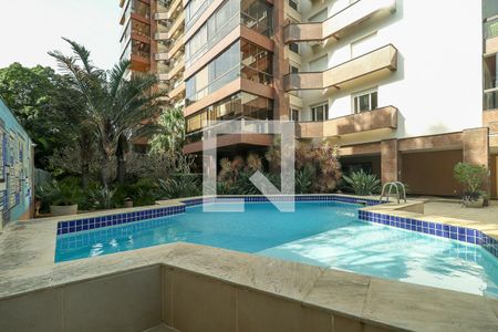 Apartamento à venda com 120m², 3 quartos e 2 vagasÁrea comum - Piscina