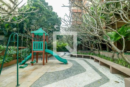 Apartamento à venda com 120m², 3 quartos e 2 vagasÁrea comum - Playground