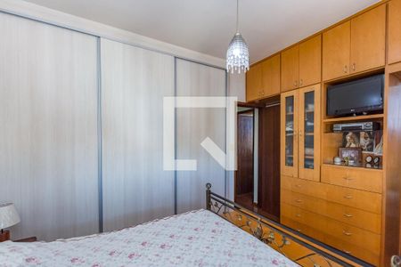 Apartamento à venda com 216m², 4 quartos e 2 vagas Apartamento à venda com 216m², 4 quartos e 2 vagasSuíte
