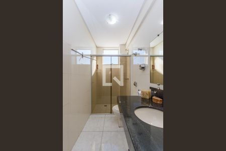 Apartamento à venda com 216m², 4 quartos e 2 vagas Apartamento à venda com 216m², 4 quartos e 2 vagasBanheiro Social