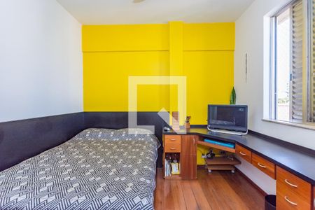 Apartamento à venda com 216m², 4 quartos e 2 vagas Apartamento à venda com 216m², 4 quartos e 2 vagasQuarto 3