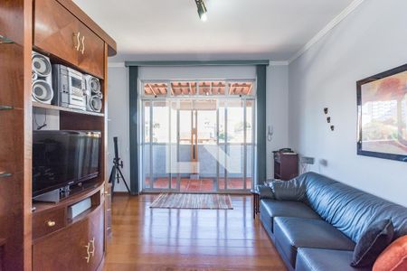 Apartamento à venda com 216m², 4 quartos e 2 vagas Apartamento à venda com 216m², 4 quartos e 2 vagasPiso superior Sala 2