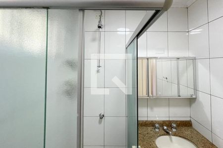 Apartamento à venda com 69m², 2 quartos e 1 vagaBanheiro Social
