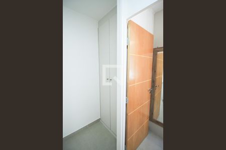 Corredor de apartamento para alugar com 2 quartos, 44m² em Brás, São Paulo