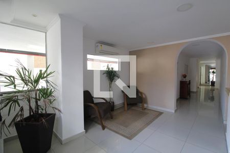 Apartamento para alugar com 100m², 3 quartos e 1 vagaHall