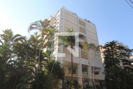 Apartamento para alugar com 100m², 3 quartos e 1 vagaFachada do bloco