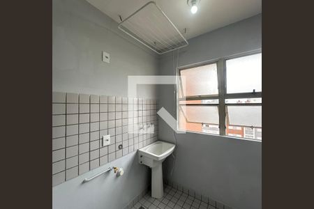 Apartamento para alugar com 70m², 3 quartos e 1 vagaÁrea de Serviço