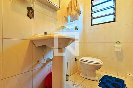 Casa à venda com 214m², 3 quartos e 4 vagas Casa à venda com 214m², 3 quartos e 4 vagasBanheiro da Suíte