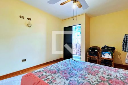 Casa à venda com 214m², 3 quartos e 4 vagas Casa à venda com 214m², 3 quartos e 4 vagasSuíte