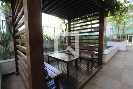 Apartamento à venda com 93m², 3 quartos e 1 vagaÁrea comum - Área de leitura