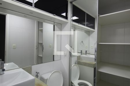 Apartamento à venda com 93m², 3 quartos e 1 vagaBanheiro social