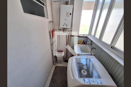 Apartamento à venda com 68m², 2 quartos e sem vaga Apartamento à venda com 68m², 2 quartos e sem vagaÁrea de serviço