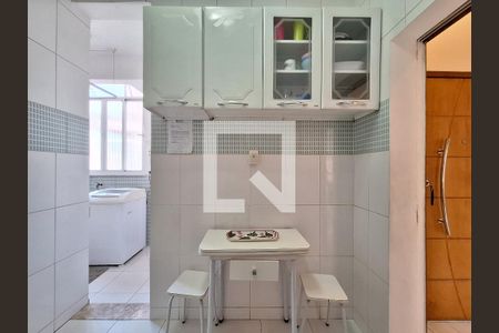 Apartamento à venda com 68m², 2 quartos e sem vaga Apartamento à venda com 68m², 2 quartos e sem vagaCozinha