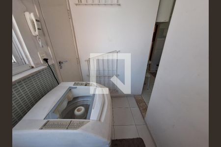 Apartamento à venda com 68m², 2 quartos e sem vaga Apartamento à venda com 68m², 2 quartos e sem vagaÁrea de serviço