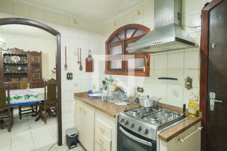 Casa à venda com 245m², 3 quartos e 2 vagas Casa à venda com 245m², 3 quartos e 2 vagasCozinha