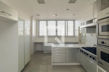 Apartamento à venda com 500m², 4 quartos e 3 vagas Apartamento à venda com 500m², 4 quartos e 3 vagasCozinha