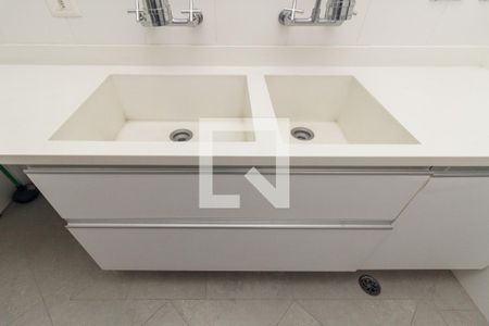 Apartamento à venda com 500m², 4 quartos e 3 vagas Apartamento à venda com 500m², 4 quartos e 3 vagasLavanderia