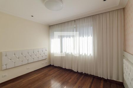 Apartamento à venda com 500m², 4 quartos e 3 vagas Apartamento à venda com 500m², 4 quartos e 3 vagasQuarto 2 - Suíte