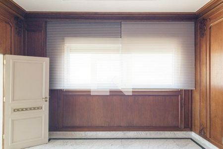 Apartamento à venda com 500m², 4 quartos e 3 vagas Apartamento à venda com 500m², 4 quartos e 3 vagasSala de TV