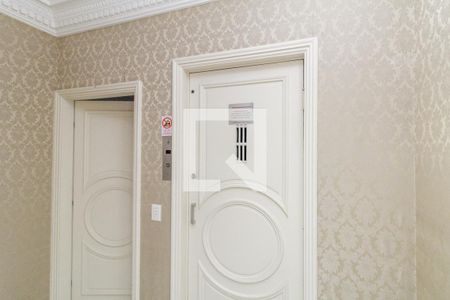 Apartamento à venda com 500m², 4 quartos e 3 vagas Apartamento à venda com 500m², 4 quartos e 3 vagasHall de Elevador Privativo