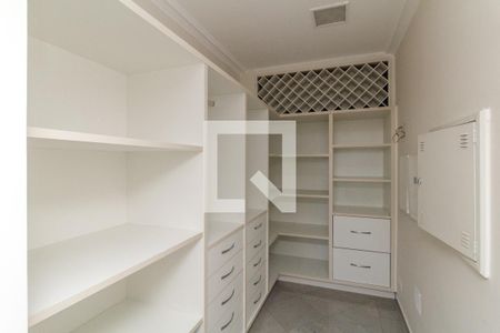 Apartamento à venda com 500m², 4 quartos e 3 vagas Apartamento à venda com 500m², 4 quartos e 3 vagasDespensa