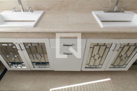 Apartamento à venda com 500m², 4 quartos e 3 vagas Apartamento à venda com 500m², 4 quartos e 3 vagasBanheiro 1 - Suíte